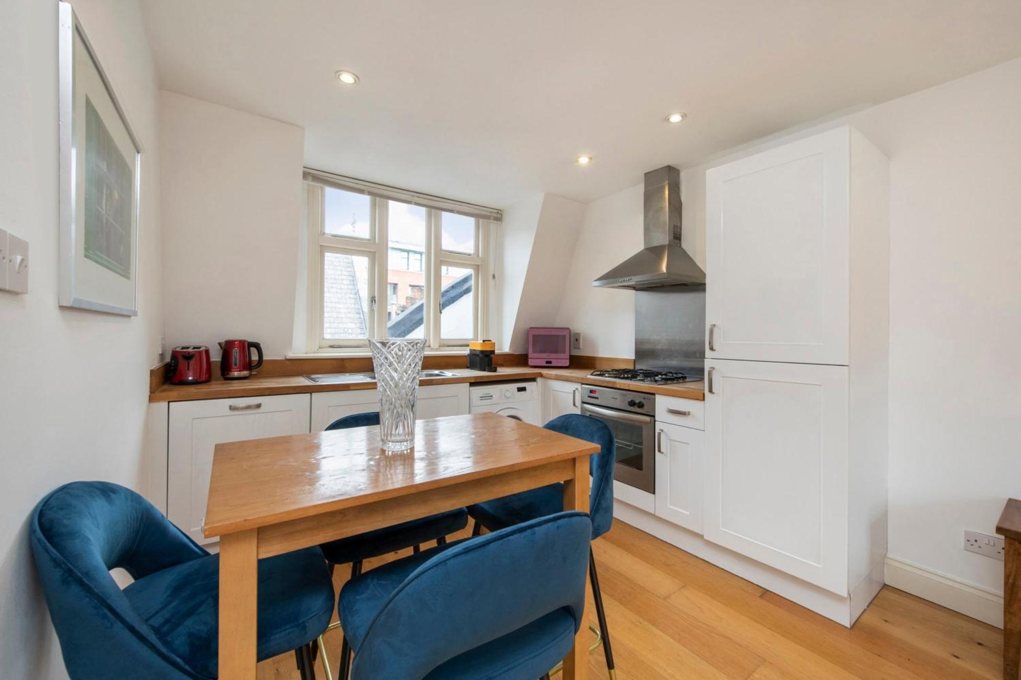 The Hideaway - Oxford Circus - By Frankie Says Apartment London Bagian luar foto