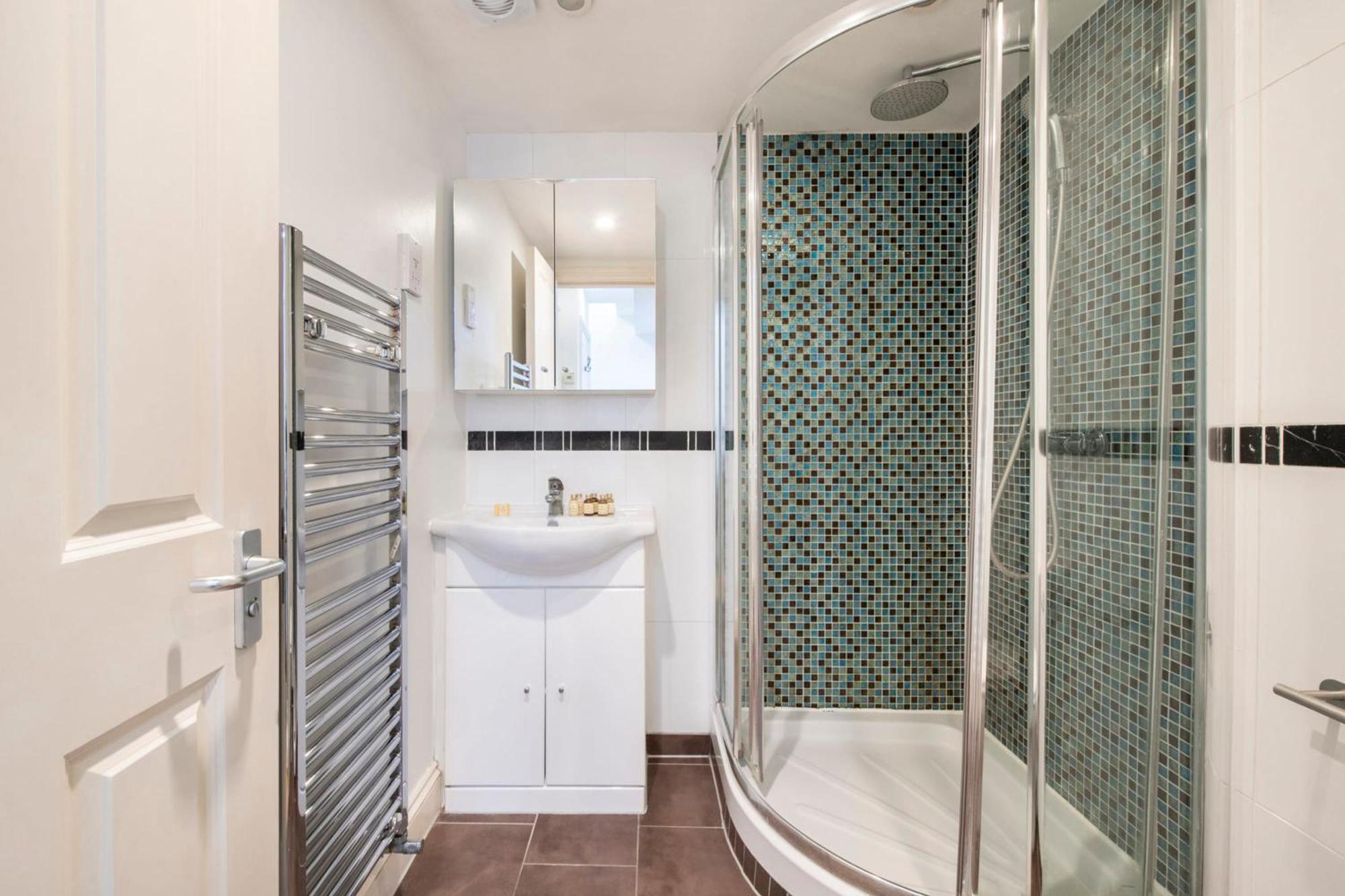 The Hideaway - Oxford Circus - By Frankie Says Apartment London Bagian luar foto