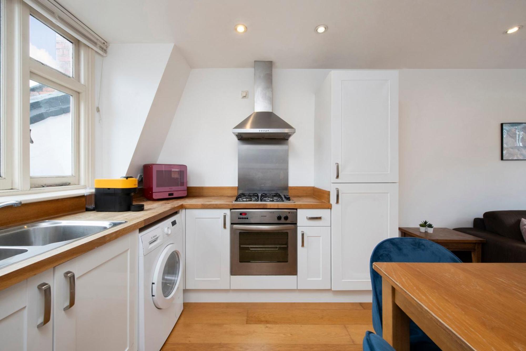The Hideaway - Oxford Circus - By Frankie Says Apartment London Bagian luar foto